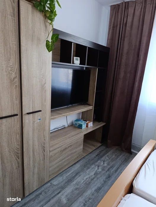 Dambu Pietros - Inchiriere apartament 3 camere - Str. Petru Dobra