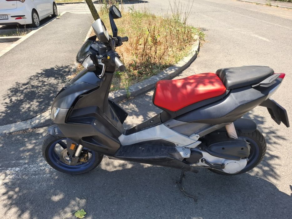 Scuter Aprilia Sr50