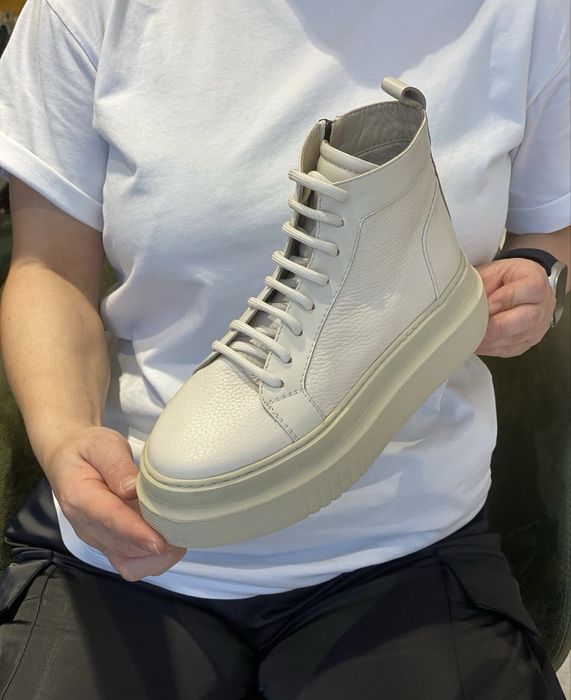 Продам обувь в новом состоянии