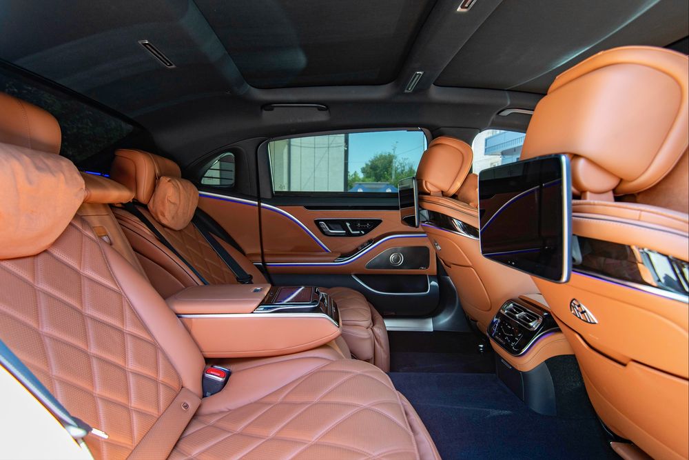 Аренда авто с водителем: Mercedes Benz 223 Maybax к вашему услугу!!!
