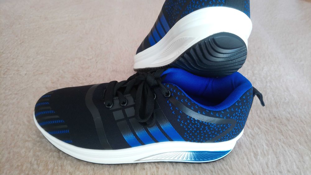 Анатомични маратонки