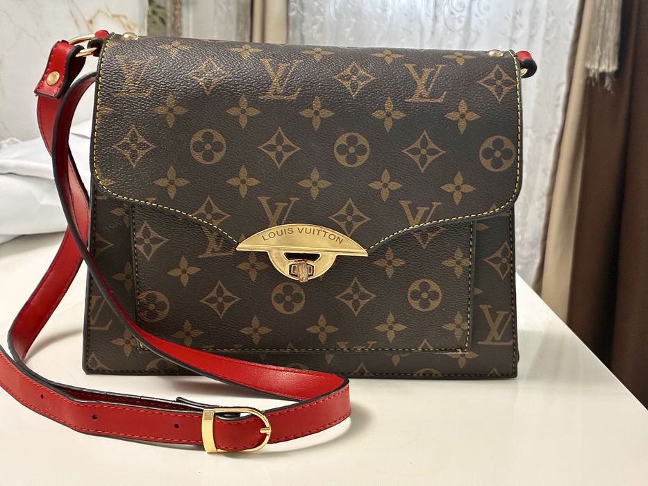 Geanta model Louis Vuitton Saint Placide din panza Monogram cu detalii din piele roșie