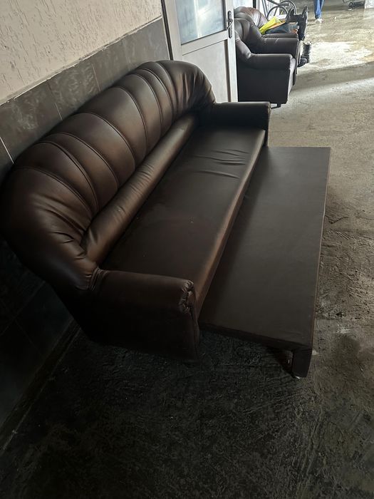 Диван и кресло 2шт