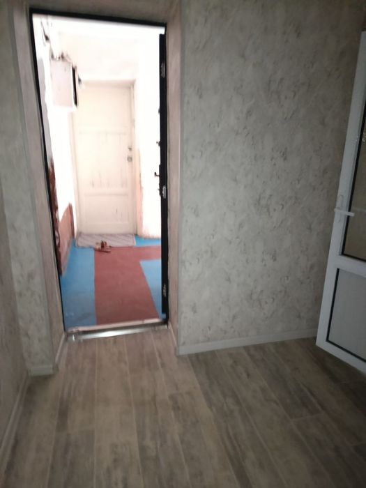 Сирдарё туманида вогзал кучада дом сотилади  бор.