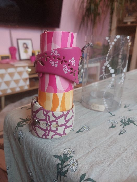 Дамски часовник LORUS с две каишки