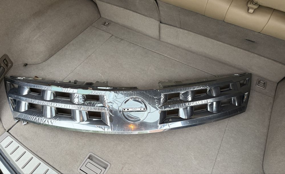 Решетка радиатора Nissan Murano 2005 (Z50) ОРИГИНАЛ
