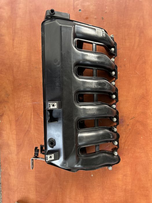Galerie admisie Bmw e91,e90 motor 3.0 d m57 ,306d3