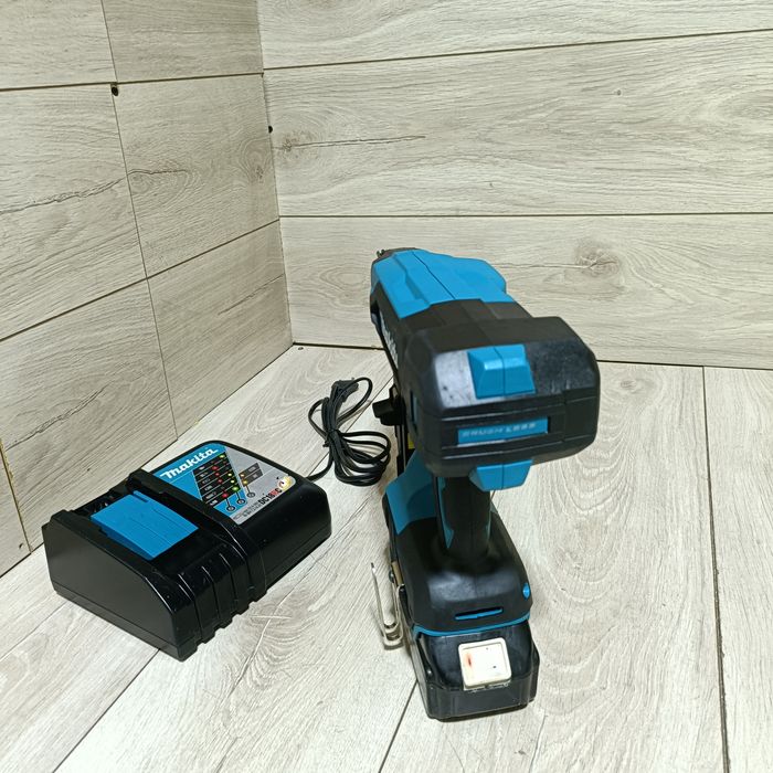 Pistol de cuie pentru lemn 19-64mm Makita DBN601 fabricatie 2025