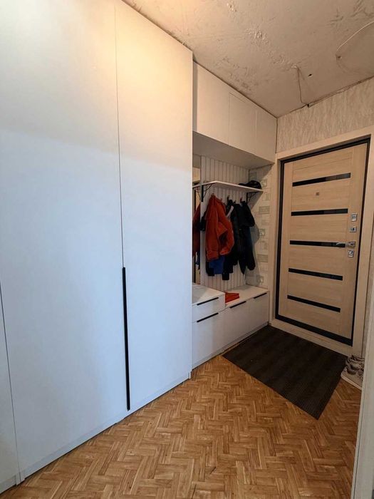 Продам 2х комн кв  168квартал