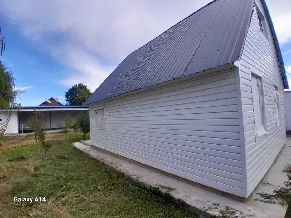 Hovli (dacha) sotiladi — gaz, svet va suv bor