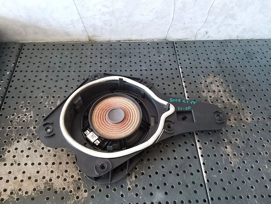 Boxa audio stanga spate peugeot 5008 2 9813827180