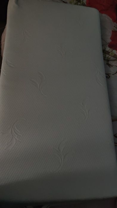 Продам матрас детский