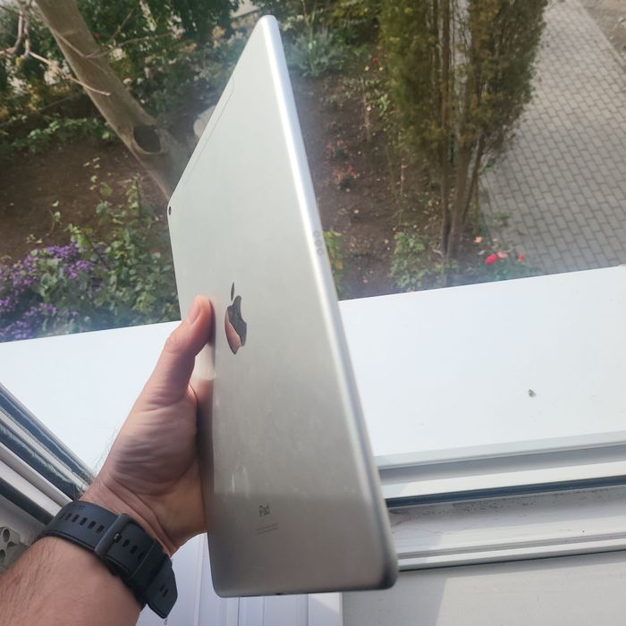Ipad air gen 3 ,cu celular si apple pencil 1