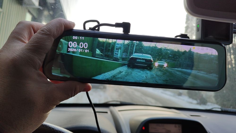 Cameră auto monitorizare trafic