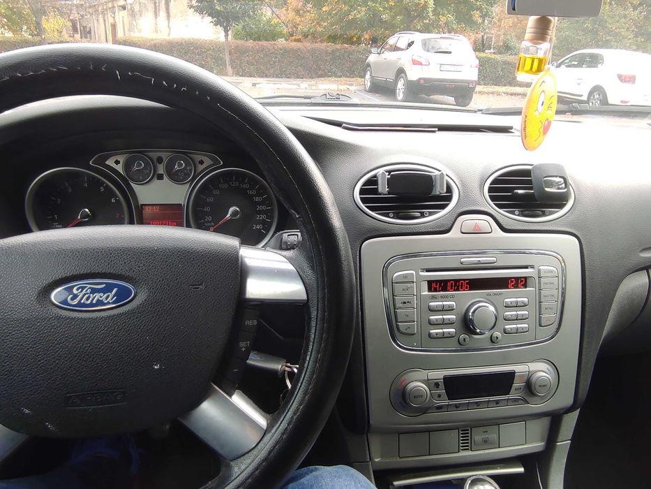Vând Ford Focus MK2