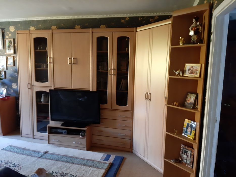 Стенка в гостиную