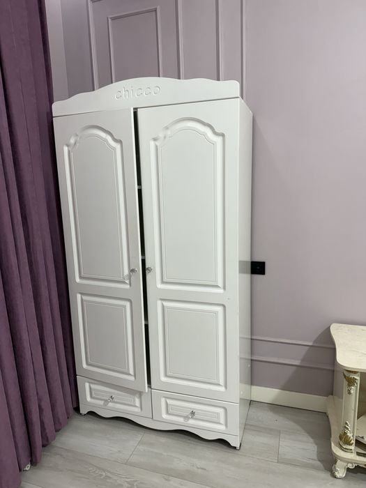 Детский комплект мебели Chicco - шкаф + кроватка