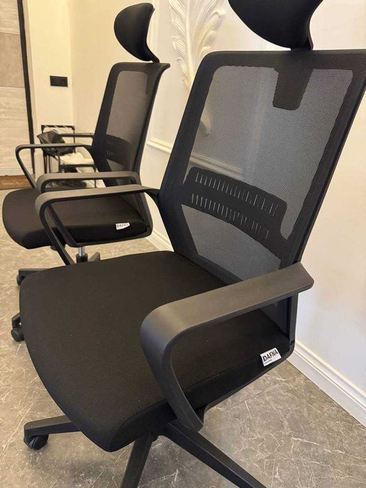 Кресло для персонала офисное, черный