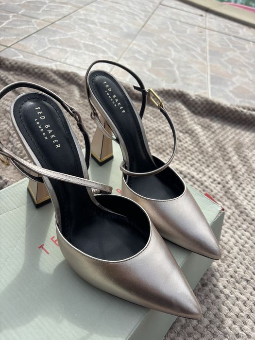 Токчета Ted Baker размер 39