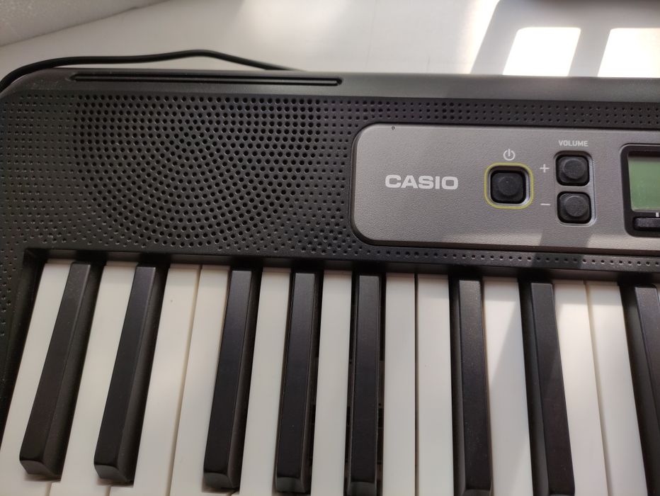 Синтезатор Casio LK-S250