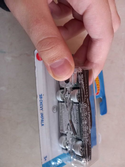 Hot wheels treasure hunt