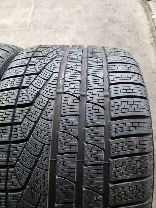 2 anvelope iarna ca si noi PIRELLI 295/30/20 dot 2019 pret per bucata