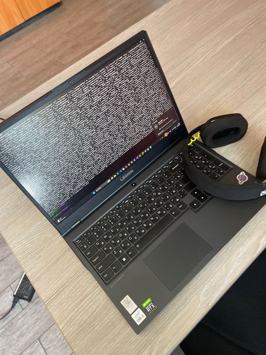 Lenovo Legion 5 с Windows 11 и Офисом