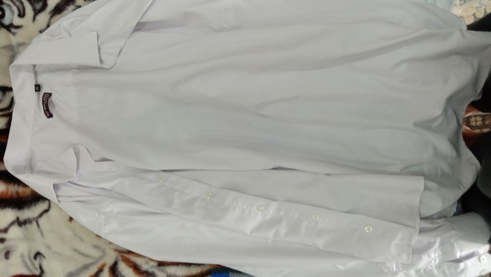 Костюм мужской с брюками и рубашка