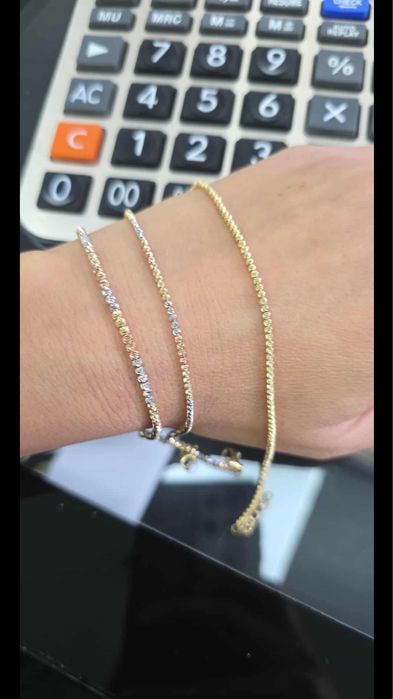 Продавам златни гривни 14К