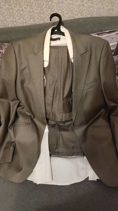 Классический костюм