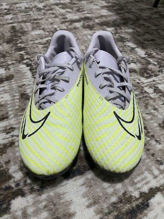Ghete de fotbal Nike Phantom GX Academy FG/MG