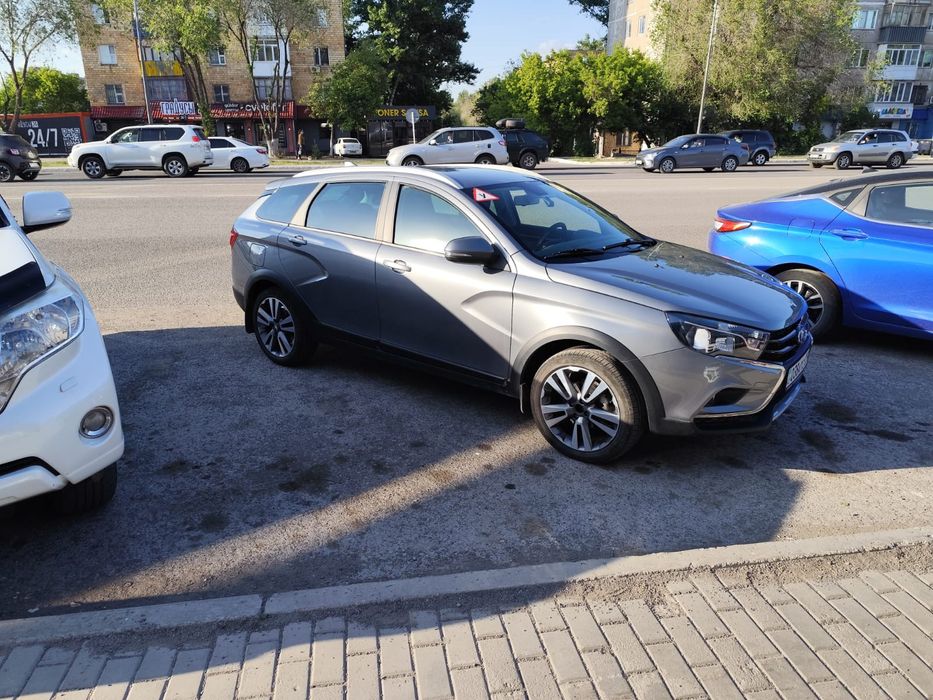 Лада Веста св крос