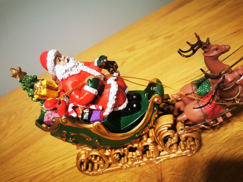 Decorațiune Led sanie cu reni