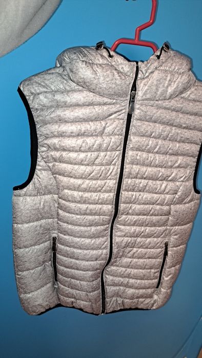 Яке без ръкави, ново