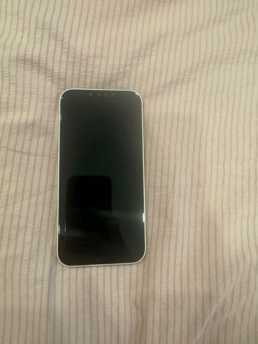 Айфон 13 , 128гб