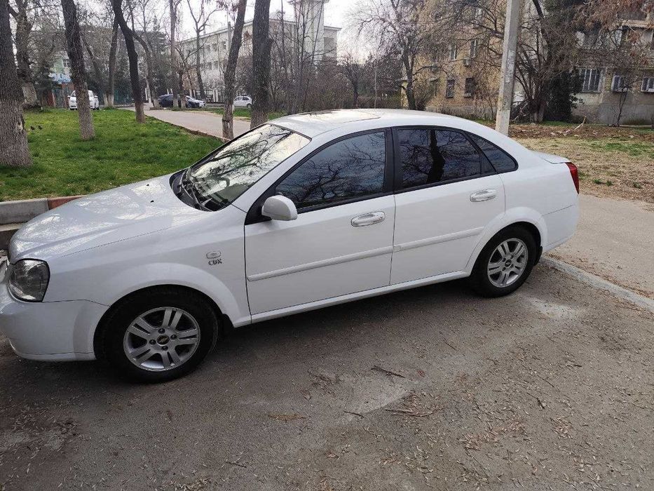 Chevrolet Lacetti 2013 года, пробег - 150 000 км