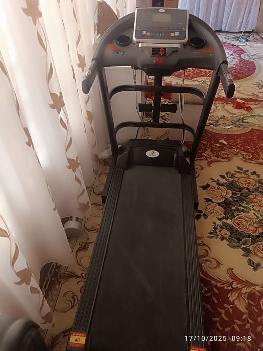 Беговой дорожка, yugurish yoʻlakchasi