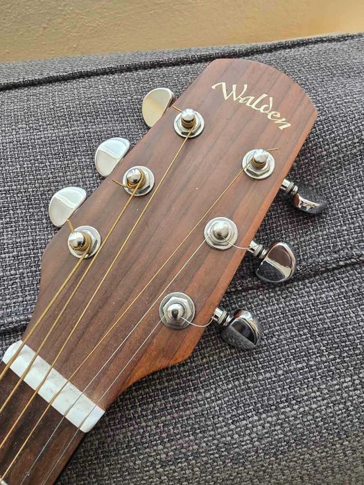 Акустична китара Walden Natura G570CE