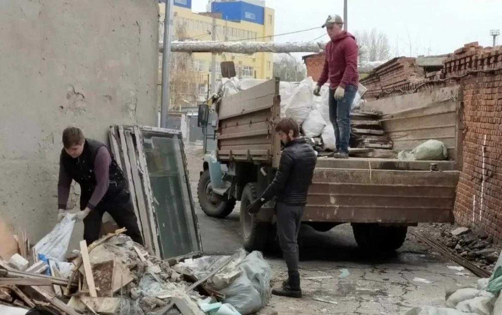Вывоз мусора строительного ,бытового, ,хлама. Услуги грузчиков .