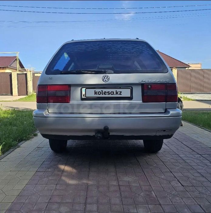 Продас Volkswagen Passat b4