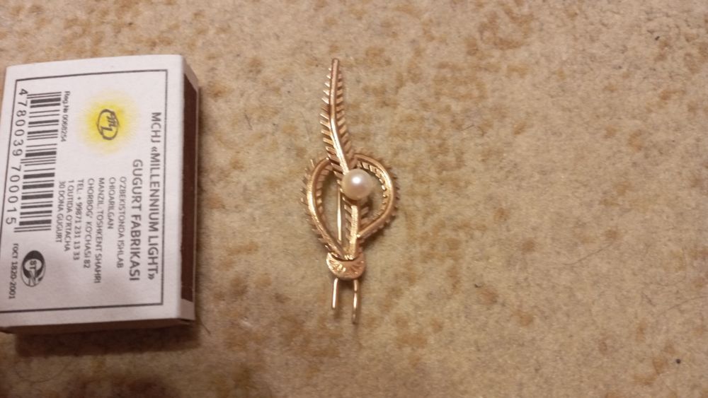 Золотая брошь с жемчугом, 583, 4 гр, СССР.