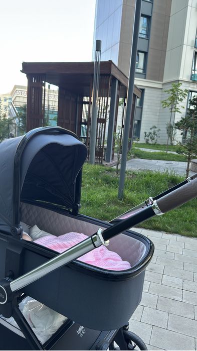 Продам коляску Kidilo d900