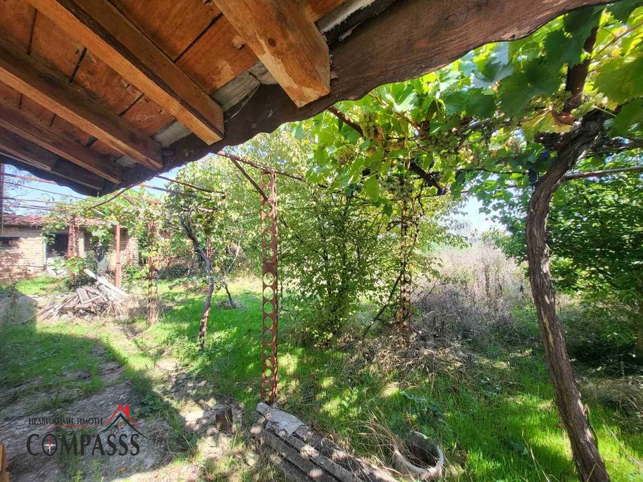 Продава се Къща в с. Божурово, Област Добрич - 100 кв.м за 230 €/кв.м - Снимка #12