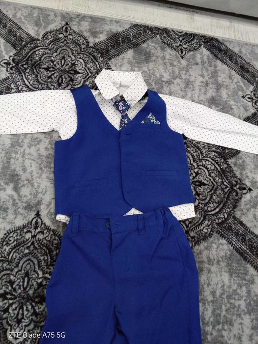 Бебешки костюмче