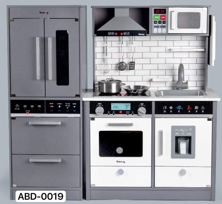 Кухня детская игровая деревянная