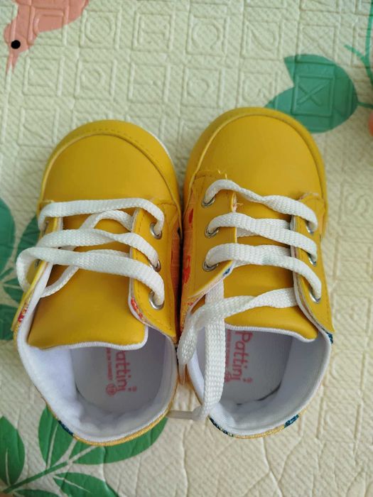 Бебешки обукви - 19ти номер