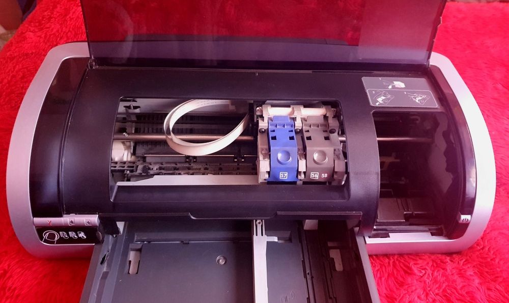 Принтер HP DeskJet 5652