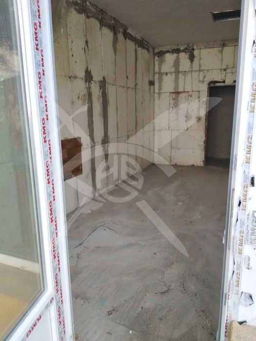 Продава се Магазин в София, Център - 41 кв.м за 1045 €/кв.м - Снимка #2