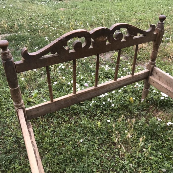 Антика!Автентично!1930 старо дъбово легло с красиви табли!180/120/84см