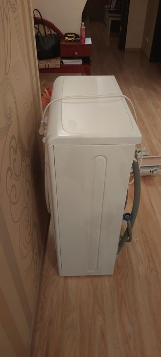 Продам стиральную машину